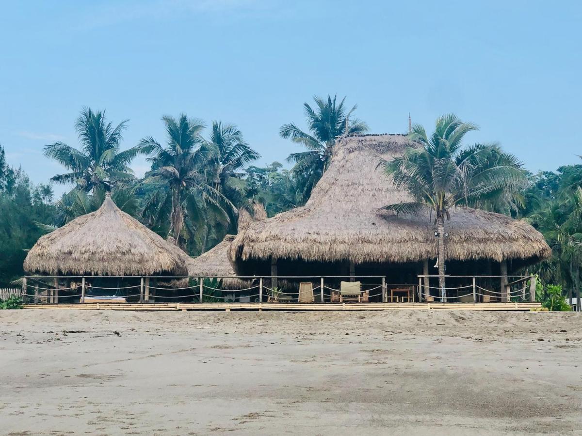 Sumba Beach House Waikabubak Buitenkant foto